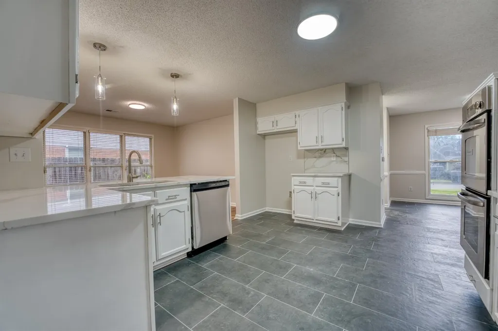 8936 Rowley Cove Cordova TN 38016
