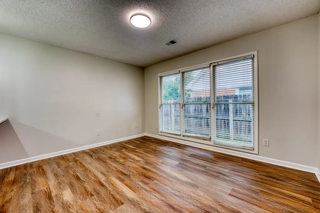8936 Rowley Cove Cordova TN 38016