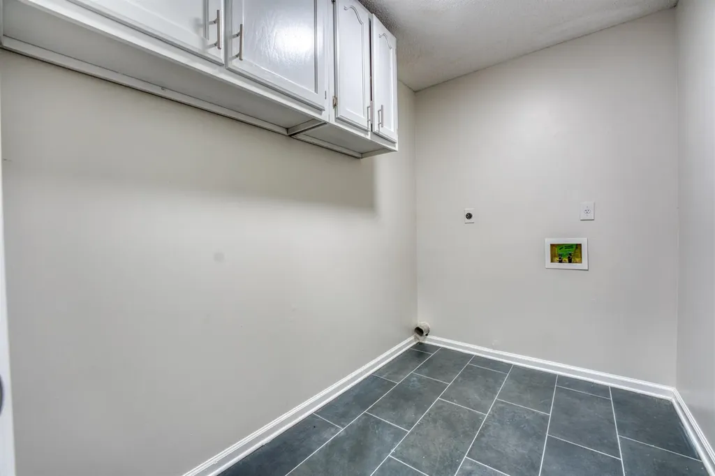8936 Rowley Cove Cordova TN 38016