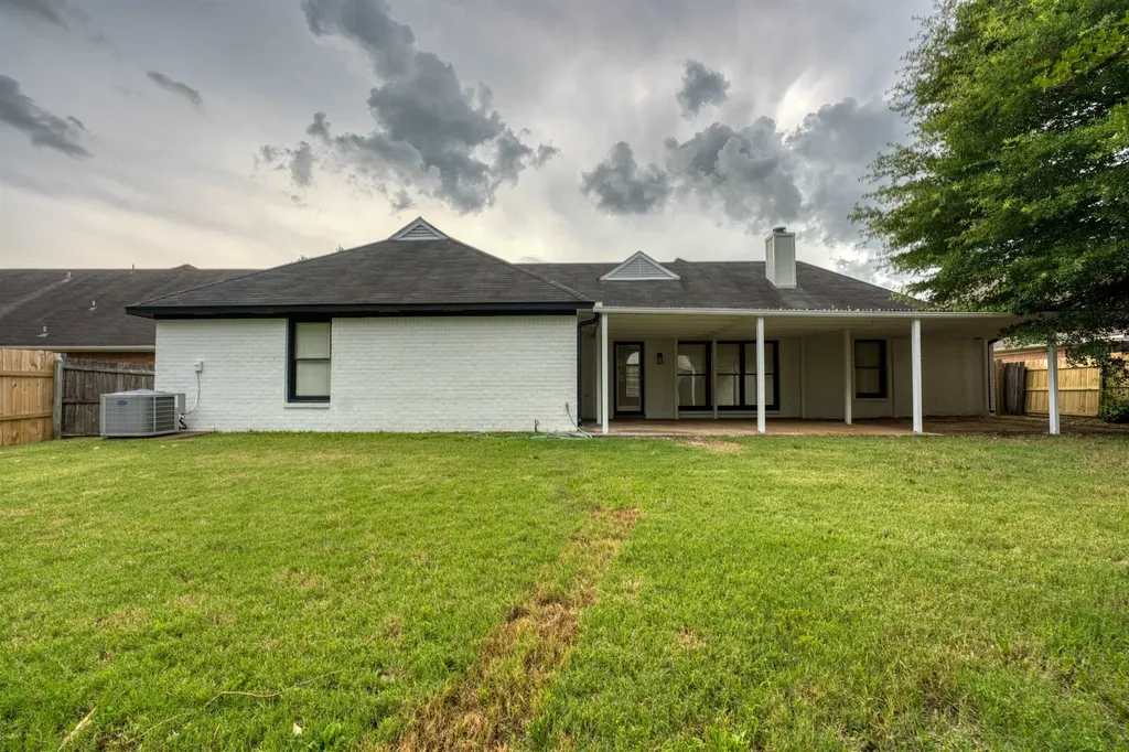 8936 Rowley Cove Cordova TN 38016