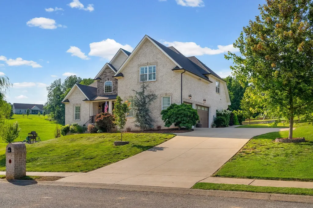 332 Brigg Drive Clarksville TN 37043