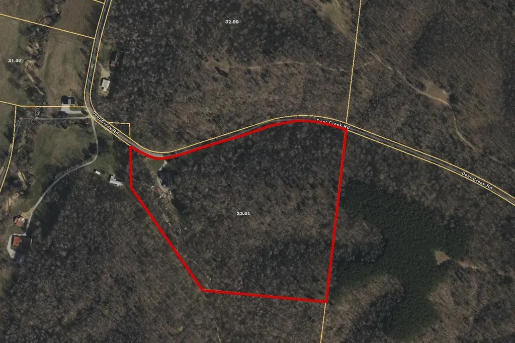 1791 Deer Creek Road Linden TN 37096
