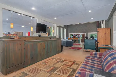 1791 Deer Creek Road Linden TN 37096