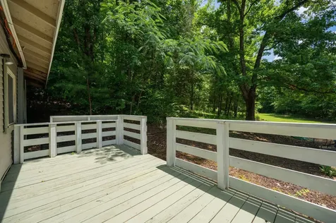 1791 Deer Creek Road Linden TN 37096