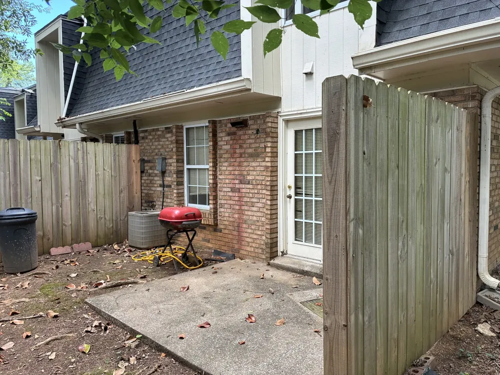 1820 Doctor Martin Luther King Jr B Murfreesboro TN 37130