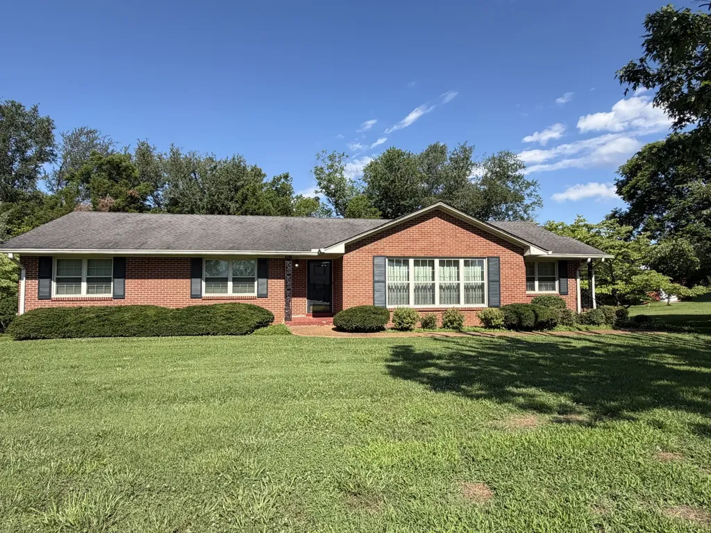 500 N Russell St, N Portland TN 37148