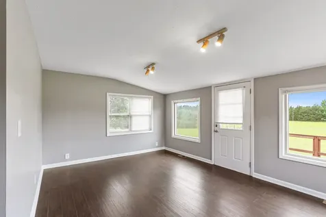4602 Washington Road Greenbrier TN 37073