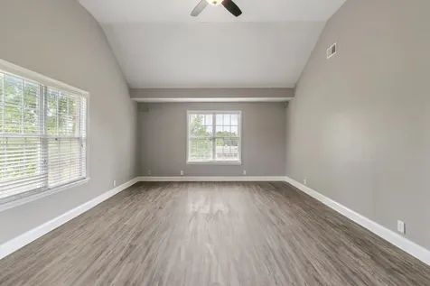4602 Washington Road Greenbrier TN 37073