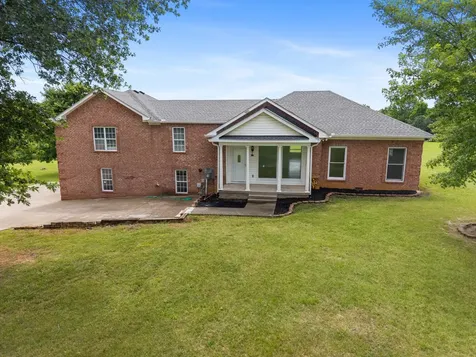 4602 Washington Road Greenbrier TN 37073