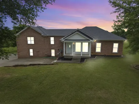 4602 Washington Road Greenbrier TN 37073