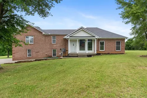 4602 Washington Road Greenbrier TN 37073