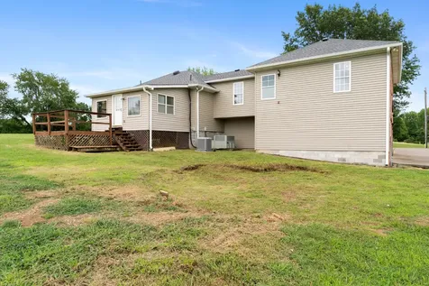 4602 Washington Road Greenbrier TN 37073