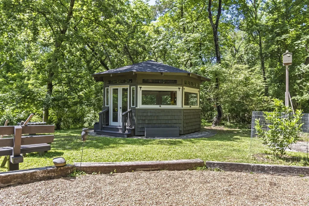 4425 Brush Hill Road Nashville TN 37216