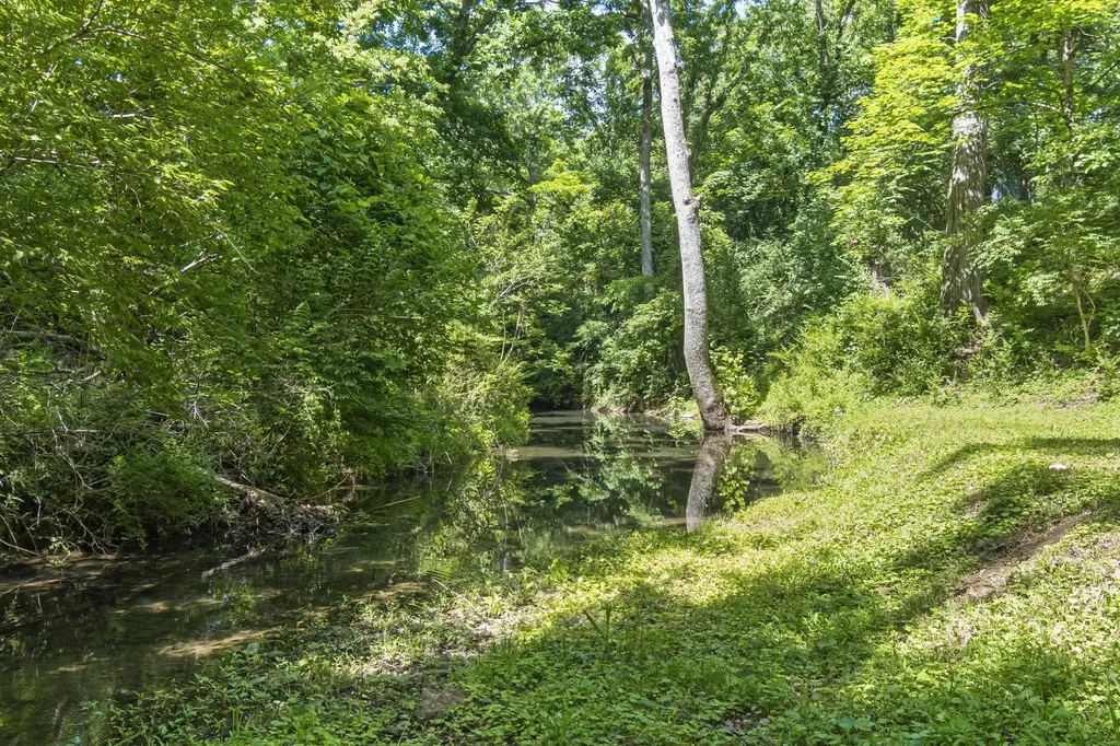 4425 Brush Hill Road Nashville TN 37216