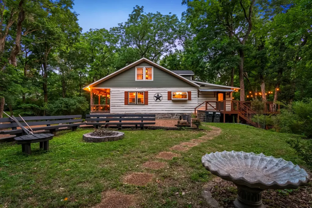 4425 Brush Hill Road Nashville TN 37216
