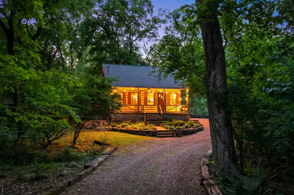 4425 Brush Hill Road Nashville TN 37216