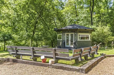 4425 Brush Hill Road Nashville TN 37216