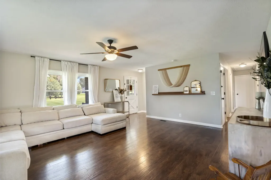 651 Tyree Springs Road White House TN 37188