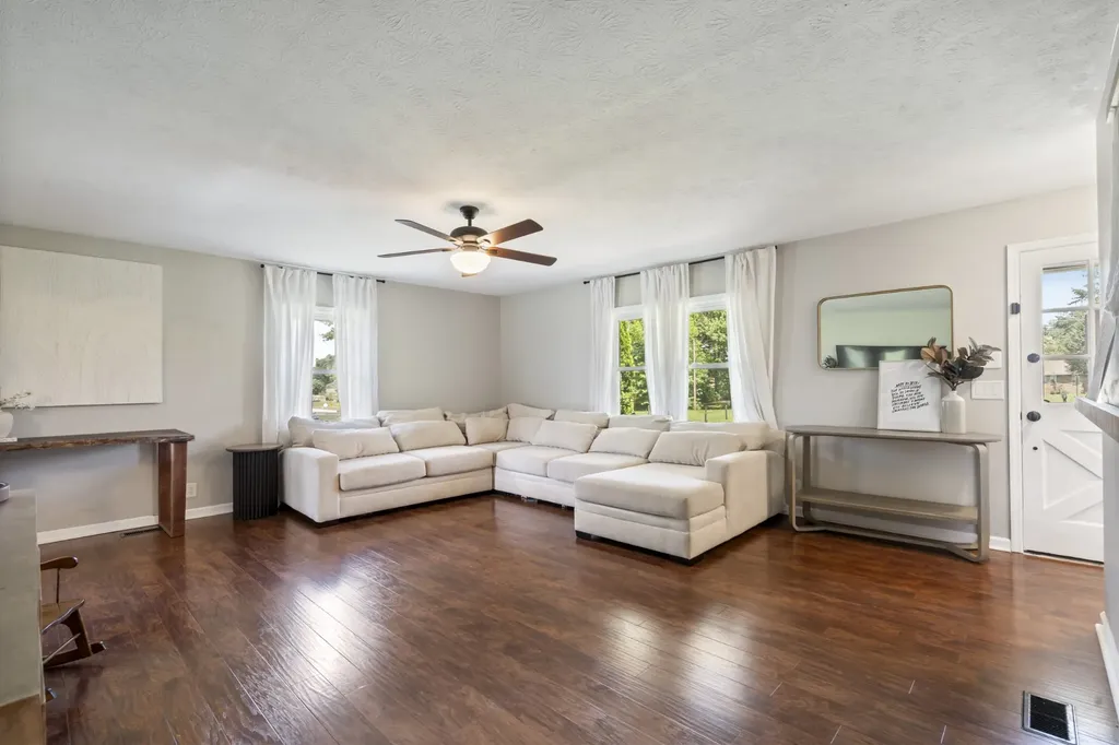651 Tyree Springs Road White House TN 37188