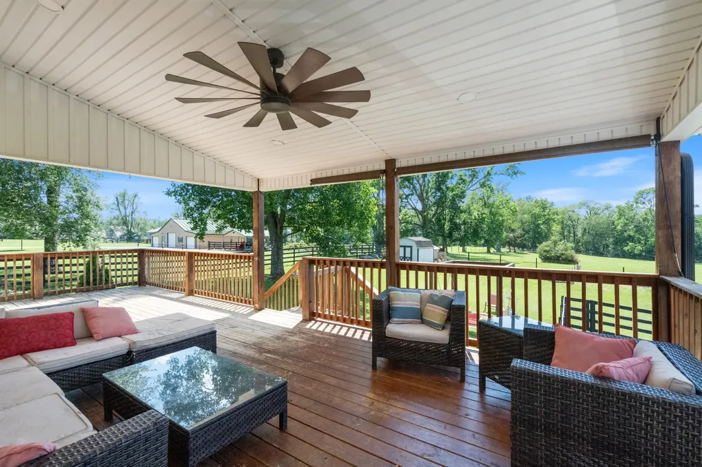 651 Tyree Springs Road White House TN 37188