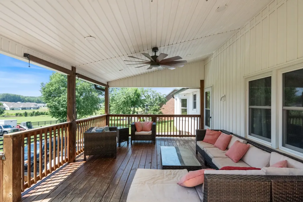 651 Tyree Springs Road White House TN 37188