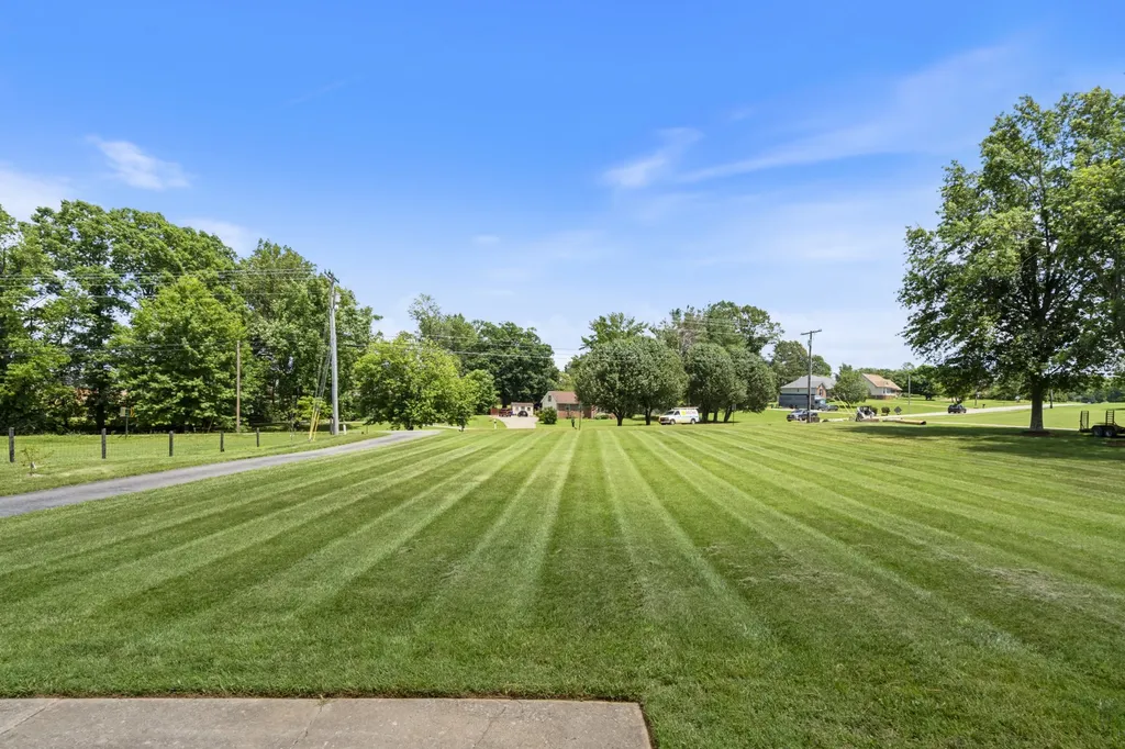 651 Tyree Springs Road White House TN 37188