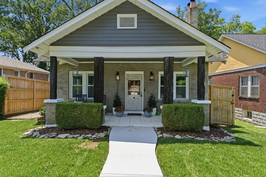 929 Lawrence Nashville TN 37204