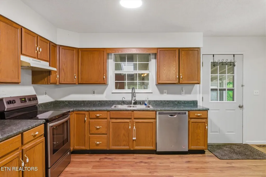 301 Wayman Road Madisonville TN 37354