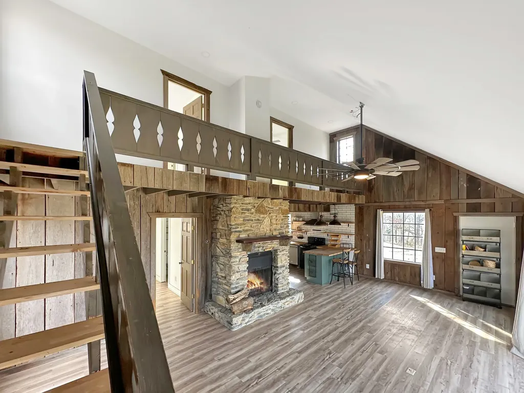 1041 Old Mount Vernon Road Bethpage TN 37022