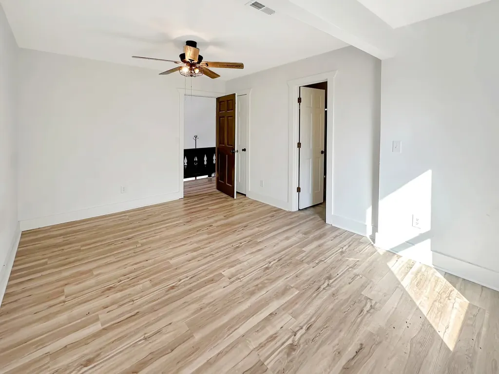 1041 Old Mount Vernon Road Bethpage TN 37022