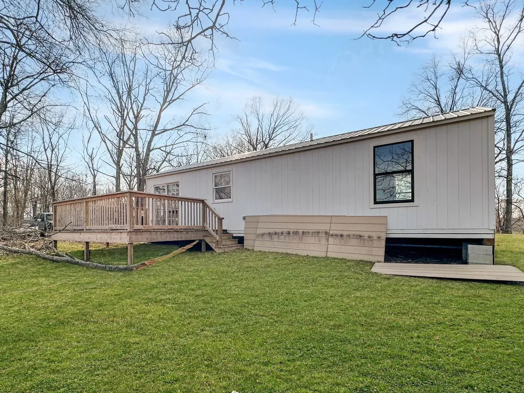 1041 Old Mount Vernon Road Bethpage TN 37022