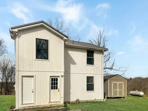 1041 Old Mount Vernon Road Bethpage TN 37022