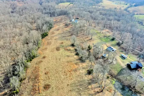 1041 Old Mount Vernon Road Bethpage TN 37022
