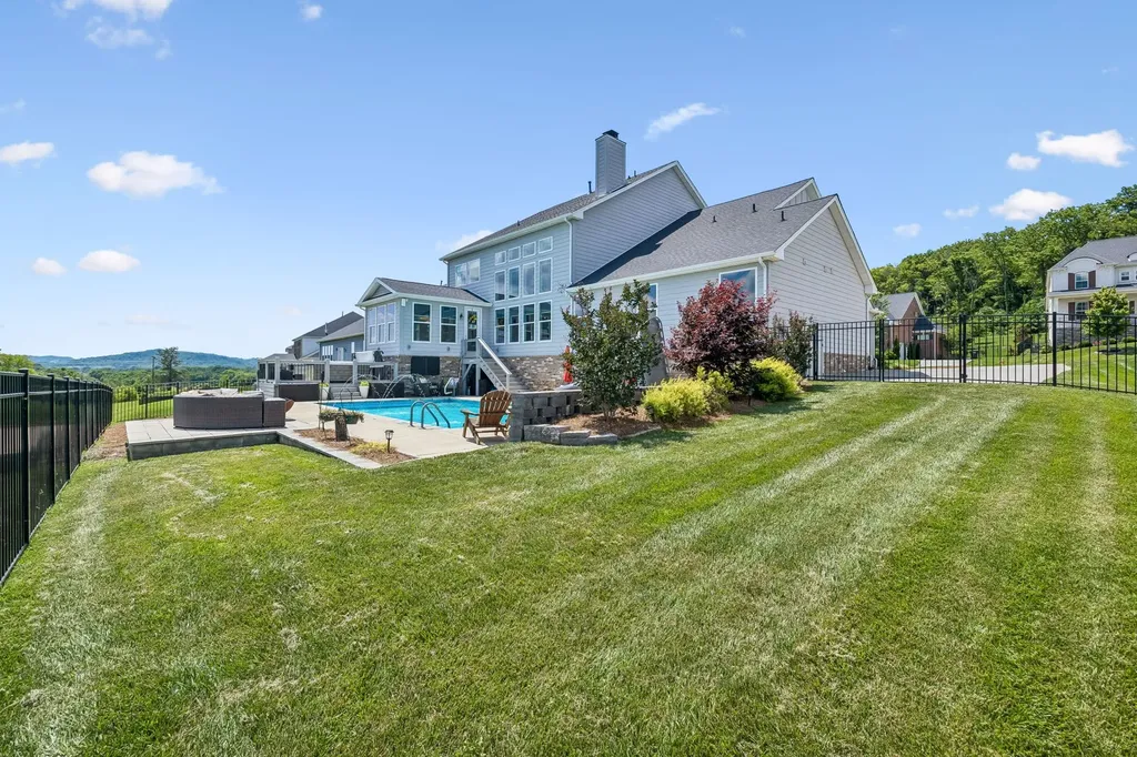 7021 Fiddlers Glen Drive Arrington TN 37014