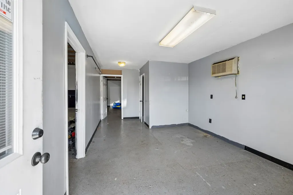 3205 Nashville Highway Smithville TN 37166