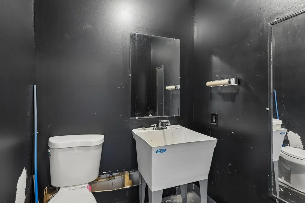 3205 Nashville Highway Smithville TN 37166