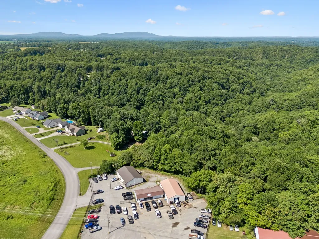 3205 Nashville Highway Smithville TN 37166