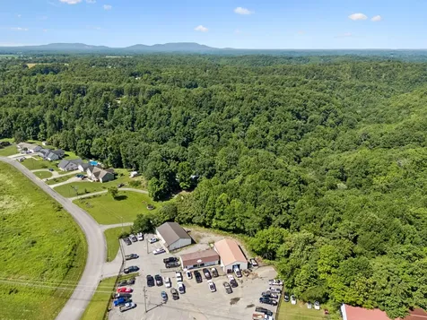 3205 Nashville Highway Smithville TN 37166