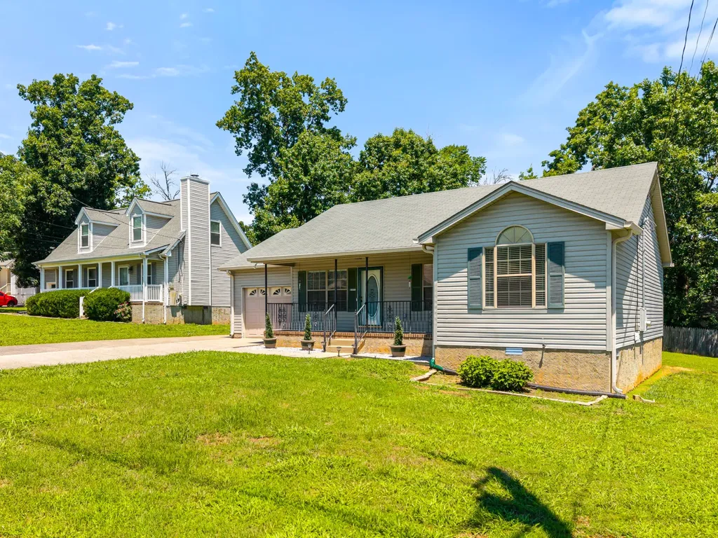 304 Riverwood Court La Vergne TN 37086