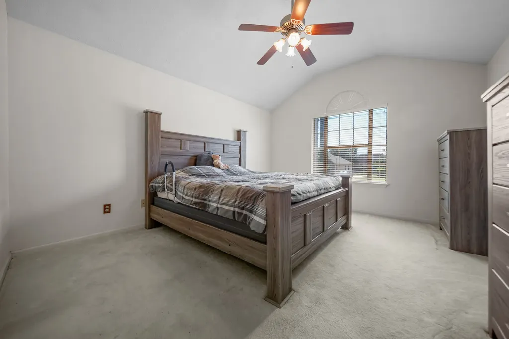 304 Riverwood Court La Vergne TN 37086