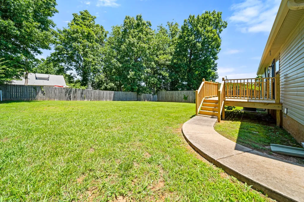 304 Riverwood Court La Vergne TN 37086