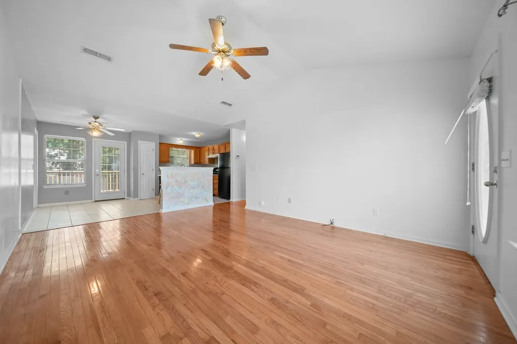 304 Riverwood Court La Vergne TN 37086