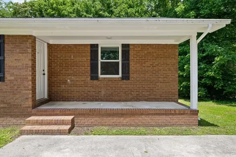 555 E Garden Farm Road Rossville GA 30741