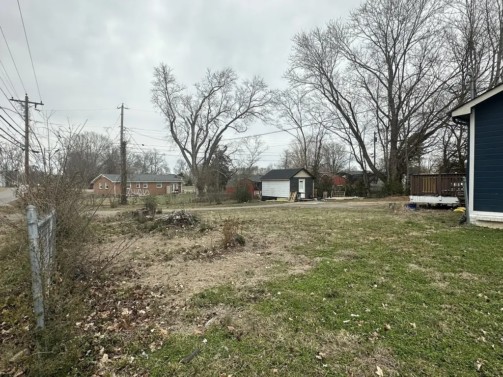 130 E Street Clarksville TN 37042