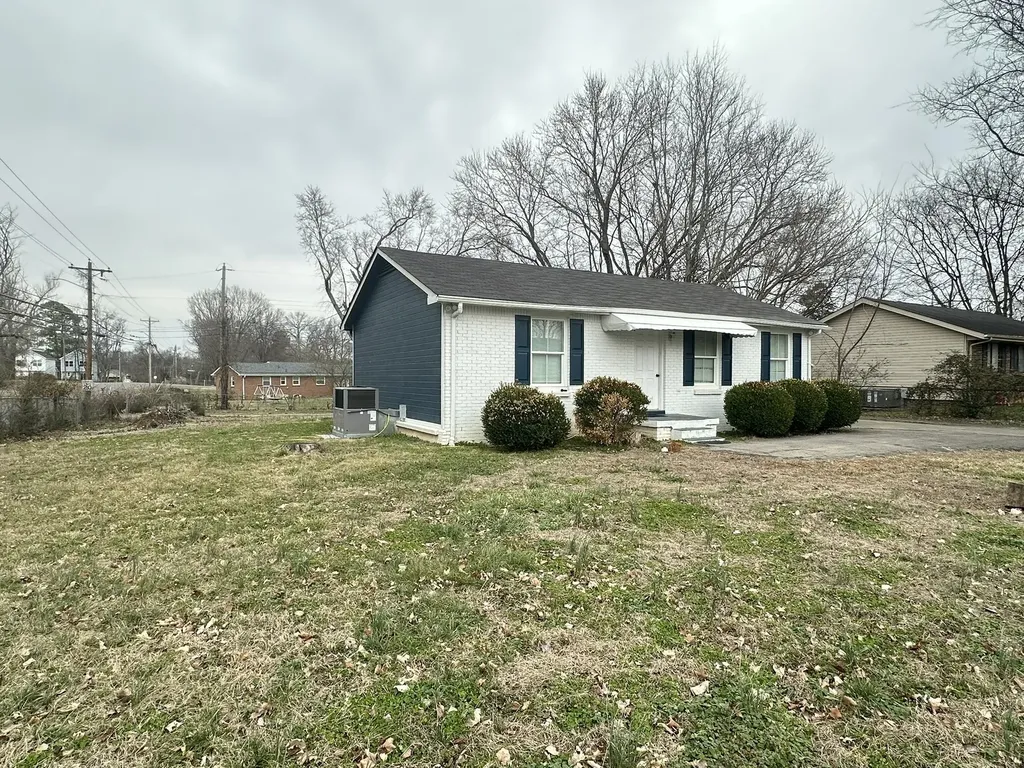 130 E Street Clarksville TN 37042