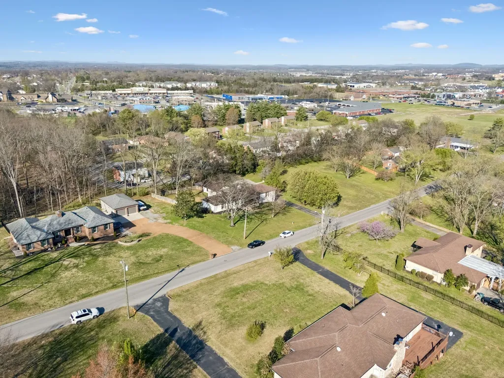 1707 Cook Drive Lebanon TN 37087