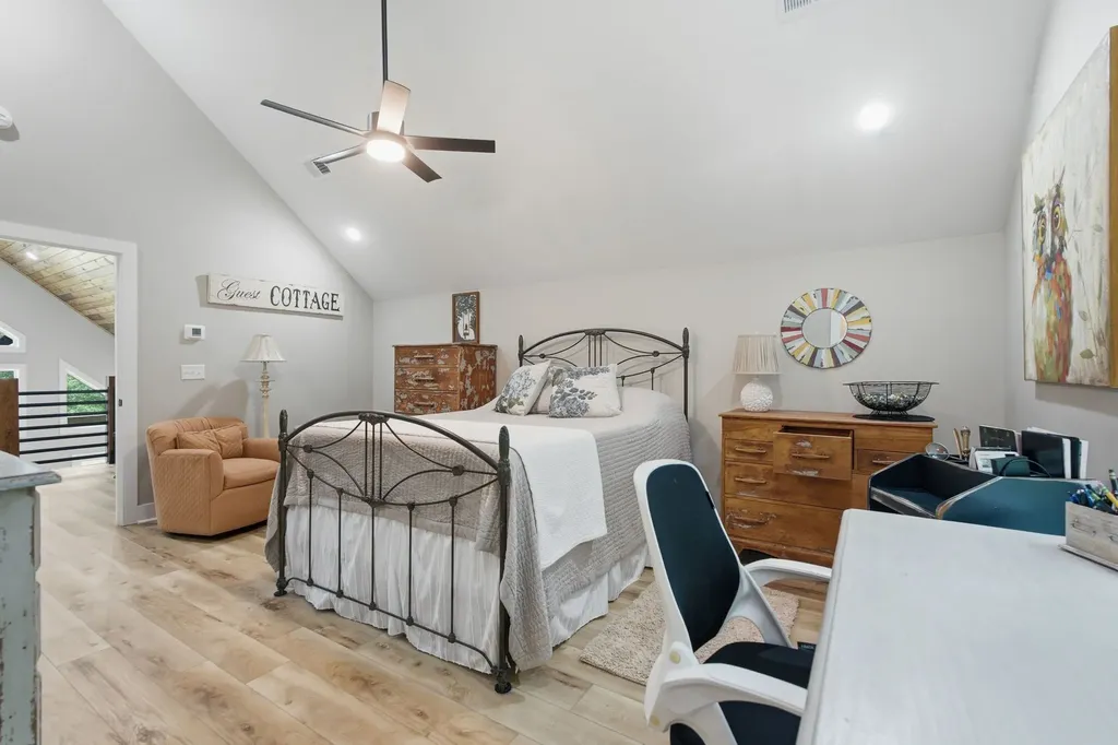 672 Sullivan Bend Road Elmwood TN 38560