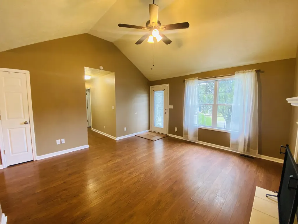 2754 Applemill Court Clarksville TN 37040