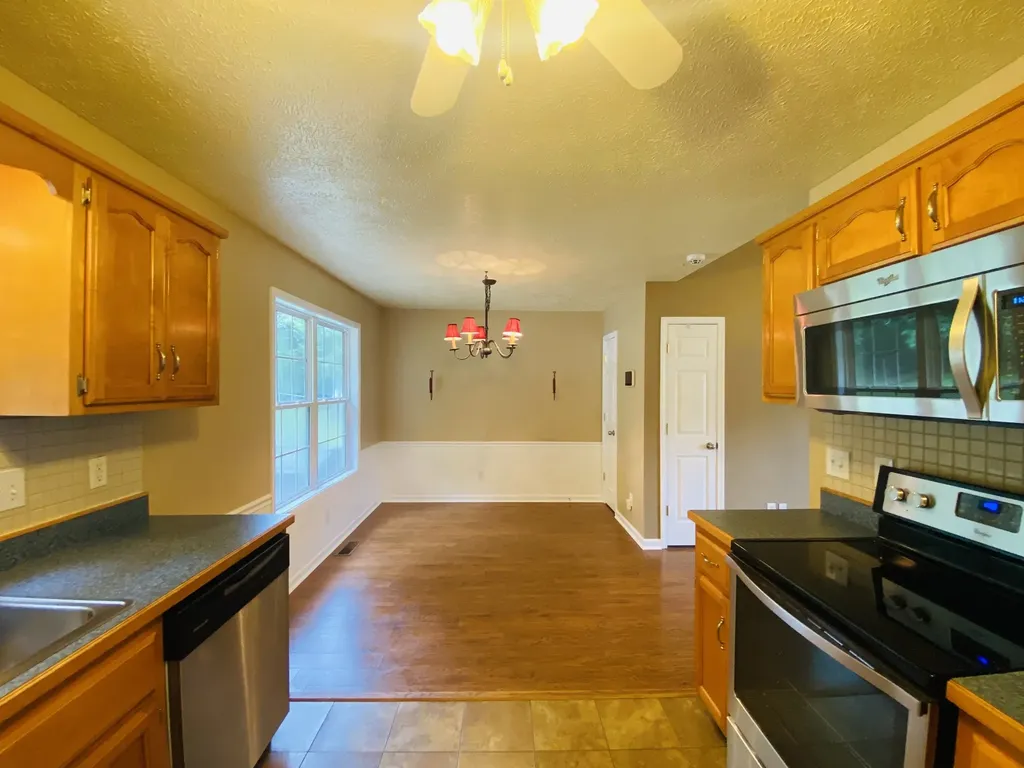 2754 Applemill Court Clarksville TN 37040