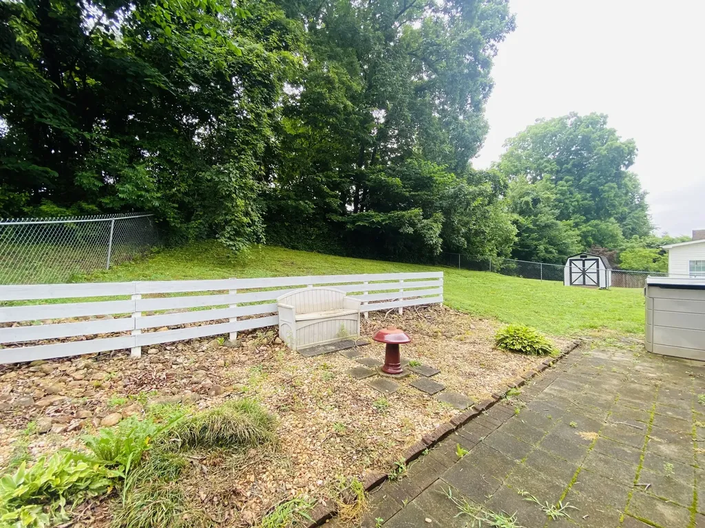 2754 Applemill Court Clarksville TN 37040